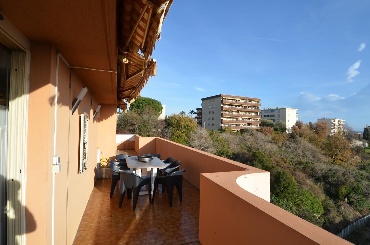 Appartement Rooftop 8 Personnes Grande Terrasse Avec Parking Quartier Aeroport Nizza Exterior foto